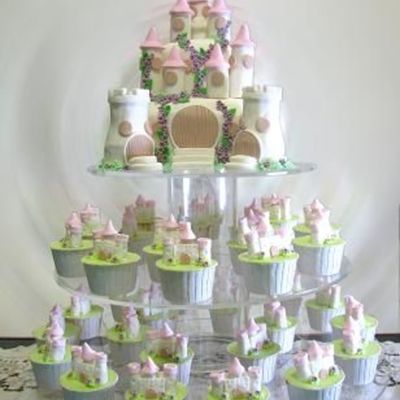 Castle Birthday Cake & Cupcake