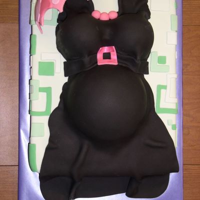 Mod Mom Baby Shower Cake