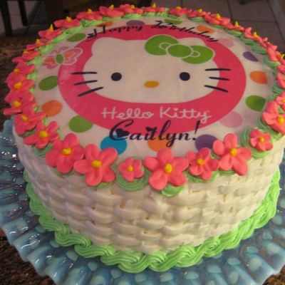 Hello Kitty Cake