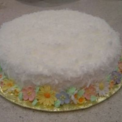 Coconut Cake W/ Gumpaste Floweres