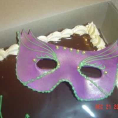 Fondant Mardi Gras Mask