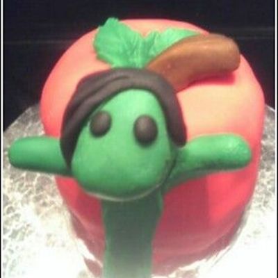 The Big Apple & Wilma The Worm