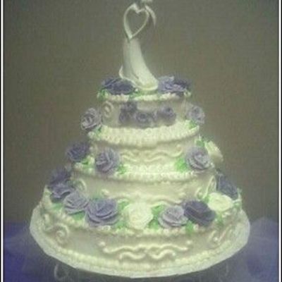 My First Wedding Cake (And Probably My Last)