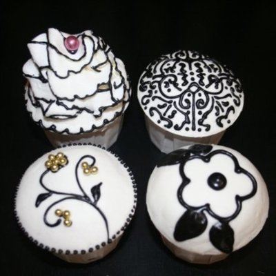 Black And White Themed Cupcakes