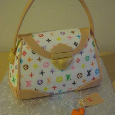 Luis Vuitton Handbag Cake