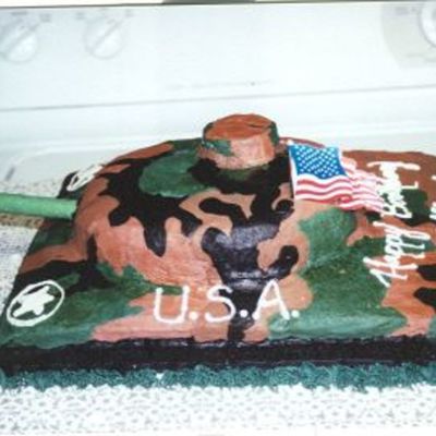 Army Tank Cake