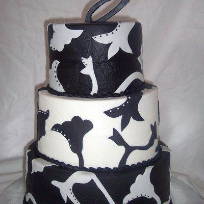 Black & White Cake