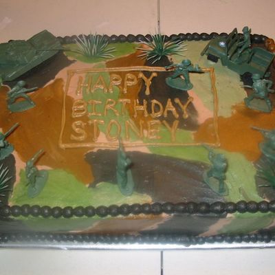 Little Boy's Army Birthday Cake
