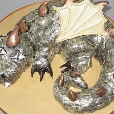 Dragon Cake