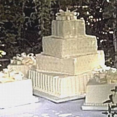 Square Stacked Presents