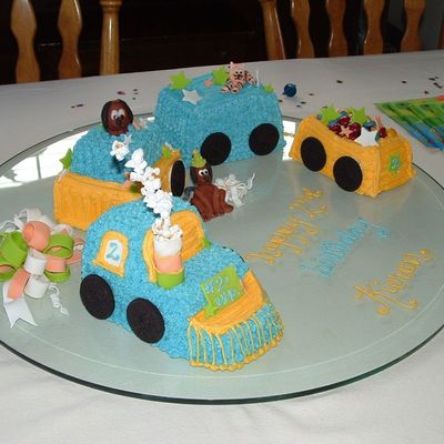 Train Cake With Mmf Animals