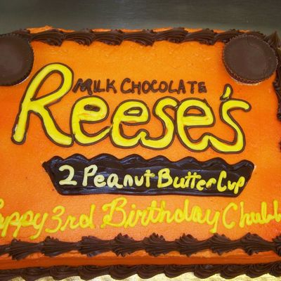 Resees Penutbutter Cake