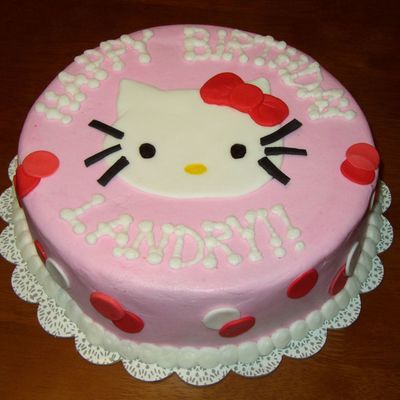 Hello Kitty Cake