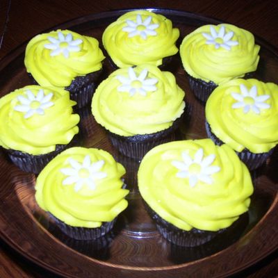 Daisy Cupcakes