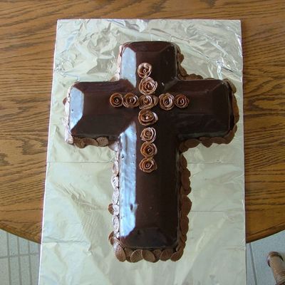 Ganache Cross Cake