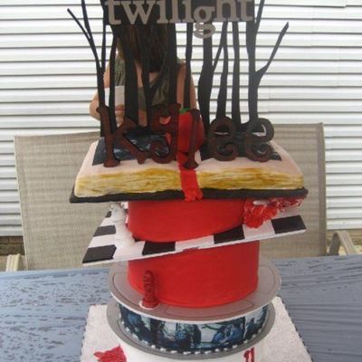 "twilight" Cake