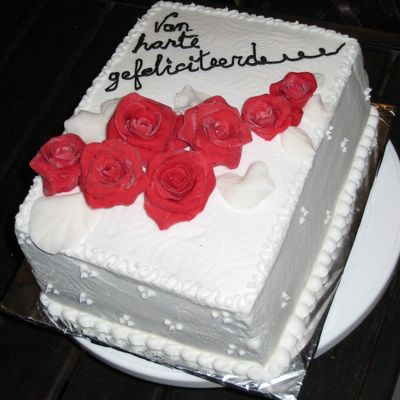 Bc Cake With Fondant/gumpaste Roses