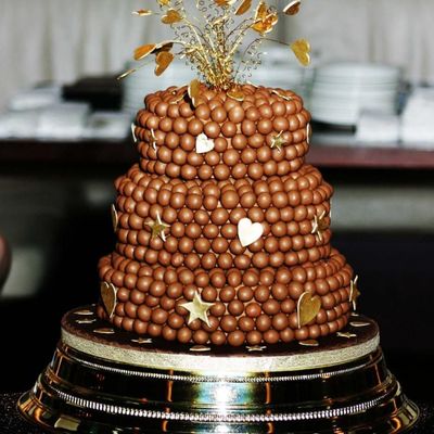 Maltester Wedding Cake - (Different Shot)