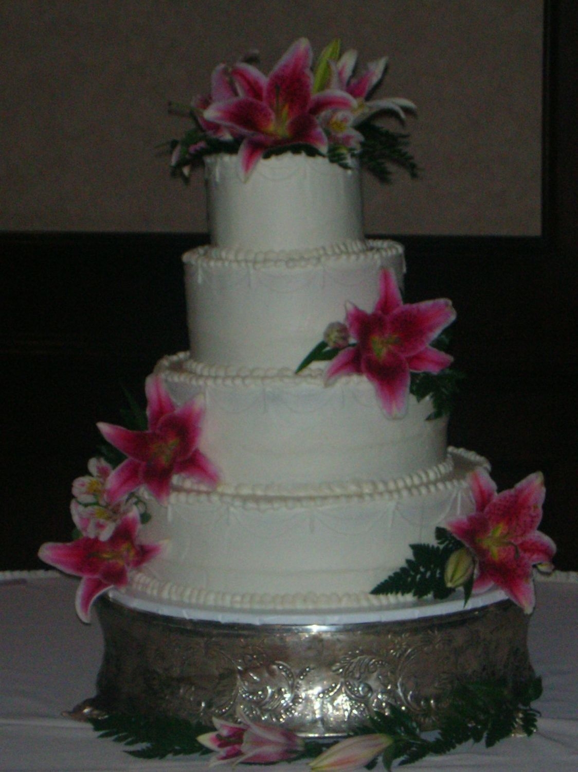 Fresh Asiatic Lily Cake