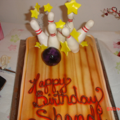 Bowling Cake