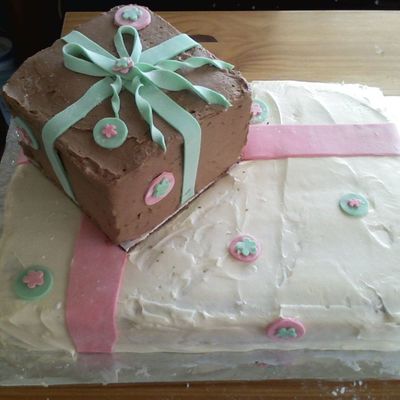 Present Baby Shower Cake