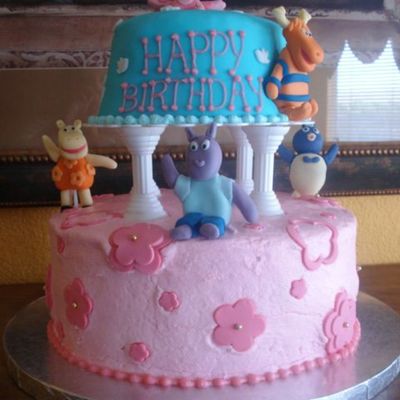 The Backyardigans Cake