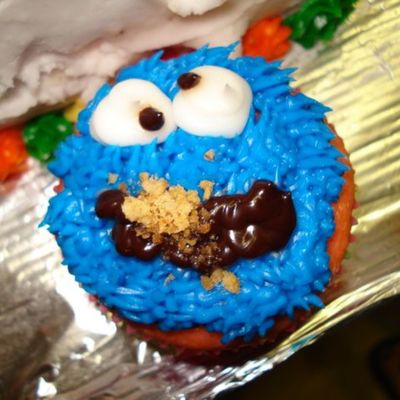 Cookie Monster Cupcake