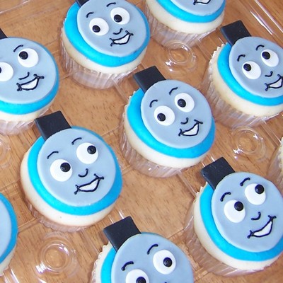 Thomas The Train Cupcakes
