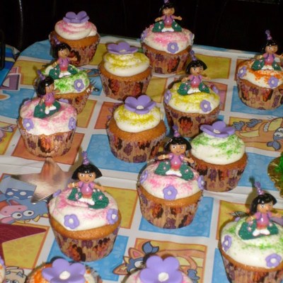 Dora Cupcake