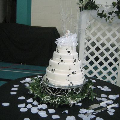 Round Wedding Cake