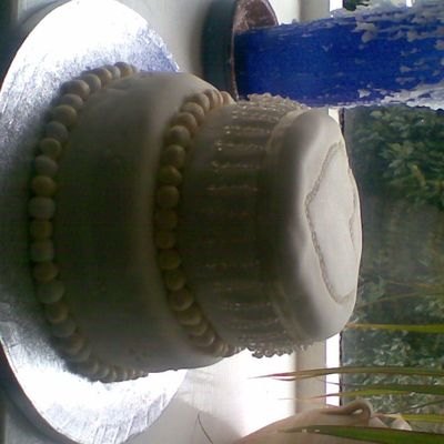 Pearl Anniversary Cake