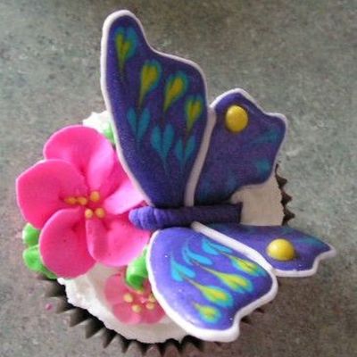 Butterfly And Flower Cupcakes