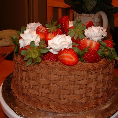 Choc Covered Strawberries Cake