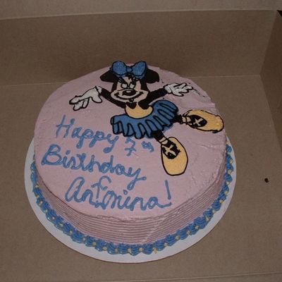 Minnie Mouse Birthday Cake