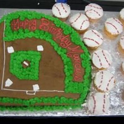 Baseball Cake