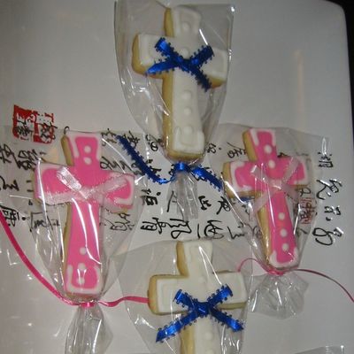 Cross Cookies