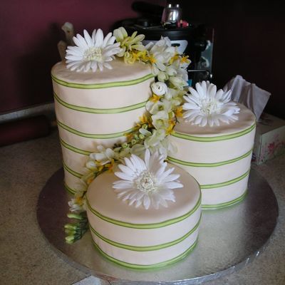 3 Tower Wedding Cake