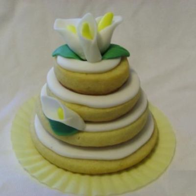 White Wedding Cake Cookies