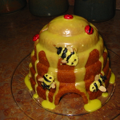 Beehive Cake