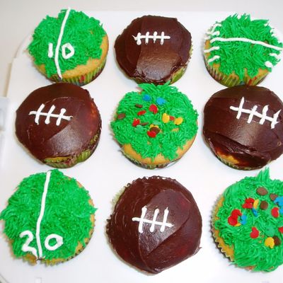 Football Cupcakes