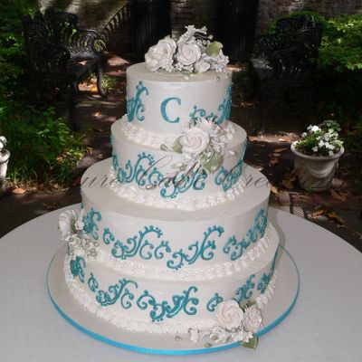 Turquois And White Wedding Cake