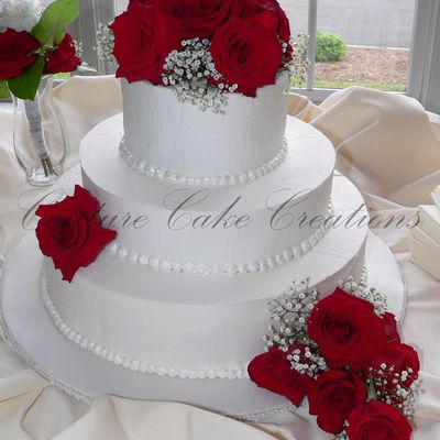 Red Rose Wedding Cake