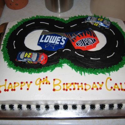 Race Track Cake