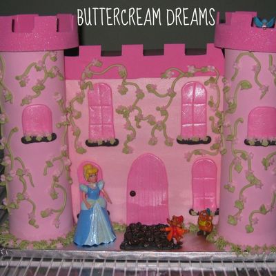 Pink Princess Castle Cake 08
