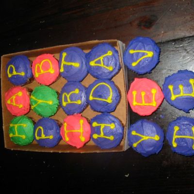 Letter Cupcakes To Go W/ Little Girl Cake