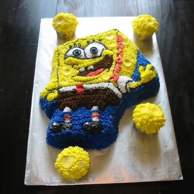 Sponge Bob W/ Matching Sponge Cupcakes