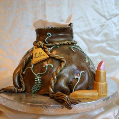Purse Cake
