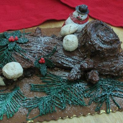 Buche De Noel (Snowflakes)