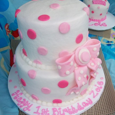 Pink Polka Dot Birthday With Smash