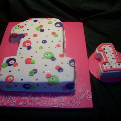 #1 Birthday With Smash Cake